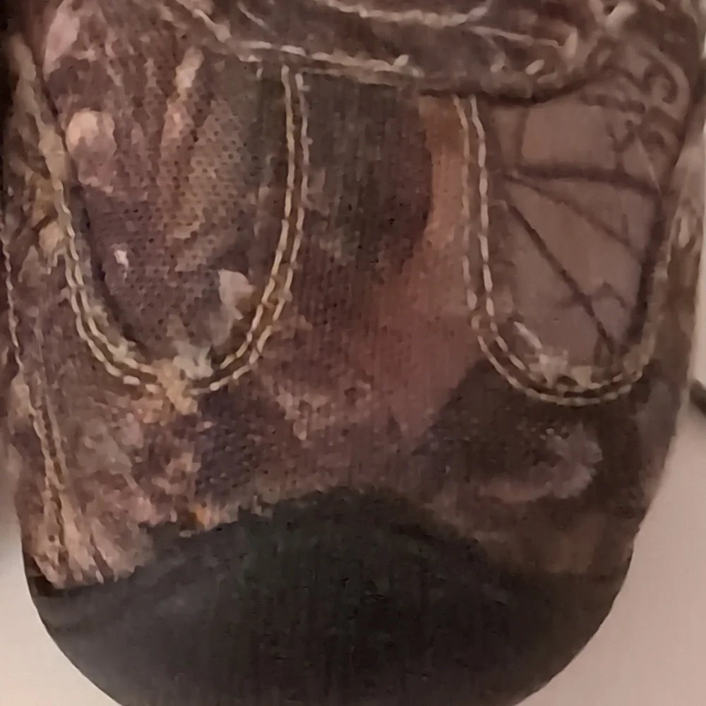 Realtree Boys Camouflage Outdoor Hiking Boots. Lace Up. Size 5